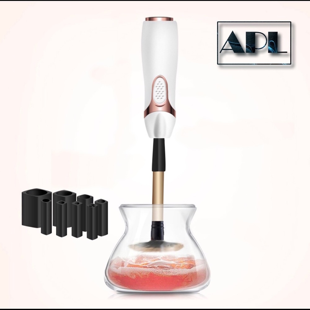 Electric make up brush cleaner and dryer